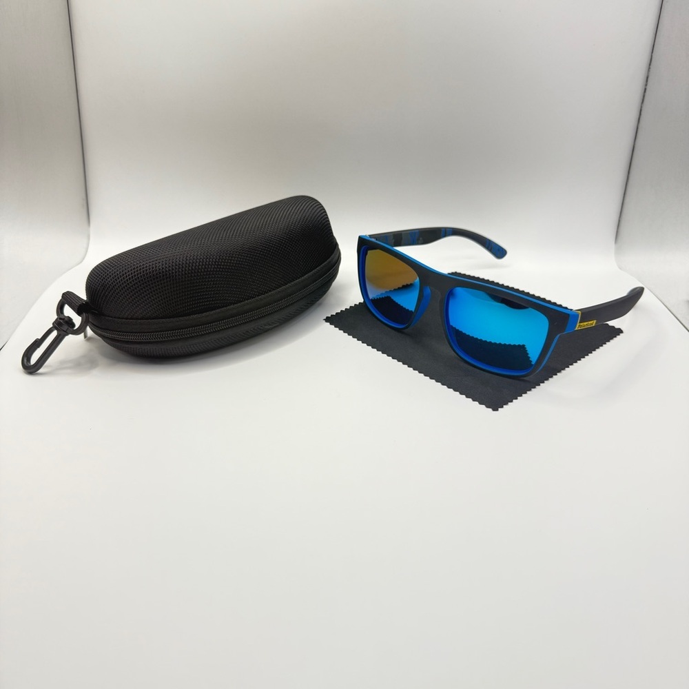 Fresh and Stylish Polarized Glass with Contrast Colors, PC Frame